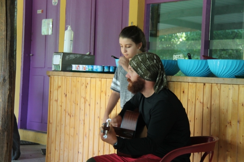 Village Camps International Summer Camp Ard&egrave;che, France 2019-07-26 https://www.villagecamps.com/journals_admin/images/911-34-07-03-2014  (800x533)  (1).jpg